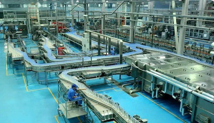 灌装生产线（自动化程度 / 产能）选型与布局工艺