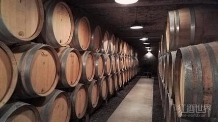 橡木桶陈酿酒液氧化（缓慢氧化）控制工艺