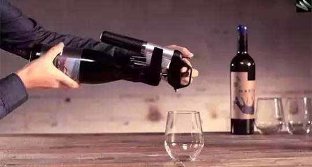 葡萄酒灌装过程中惰性气体（氮气 / 二氧化碳）覆盖工艺